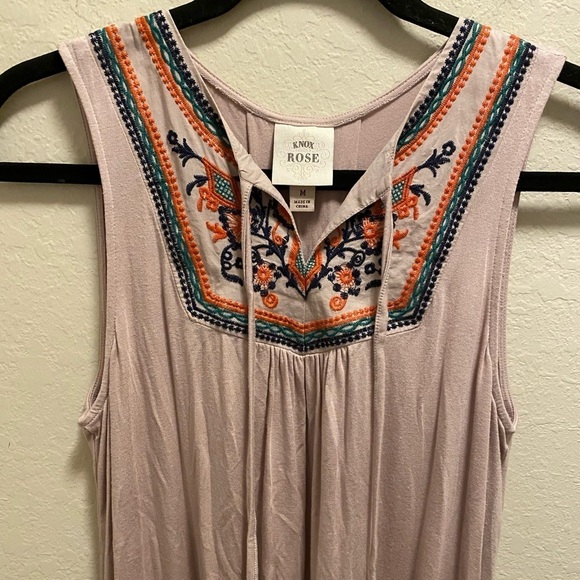 Knox Rose Dusty Pink Bohemian Style Embroidered Tank - Picture 2 of 5